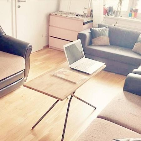 Schone Wohnung Mit Balkon Wiedeń Zewnętrze zdjęcie